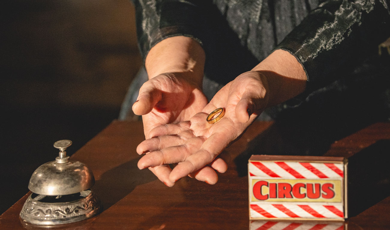 maravillas-jupiter-apdo-olvido-flores-galeria-caravana-06_0216