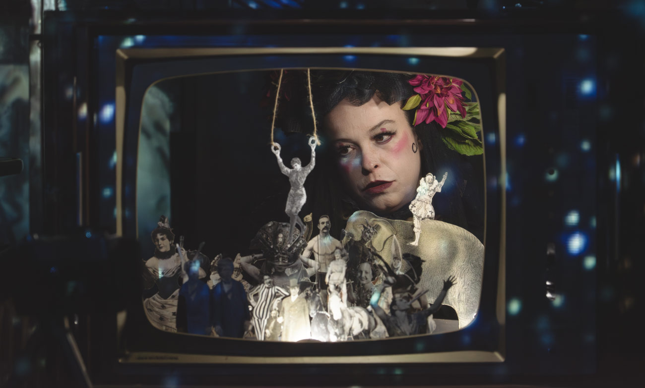 maravillas-jupiter-apdo-olvido-flores-galeria-sala-05_6867